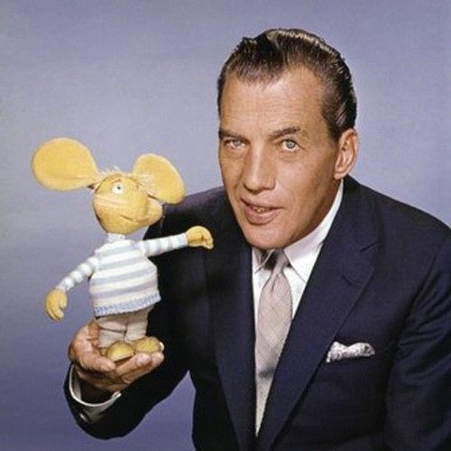 Ed Sullivan with mouse Topo Gigio